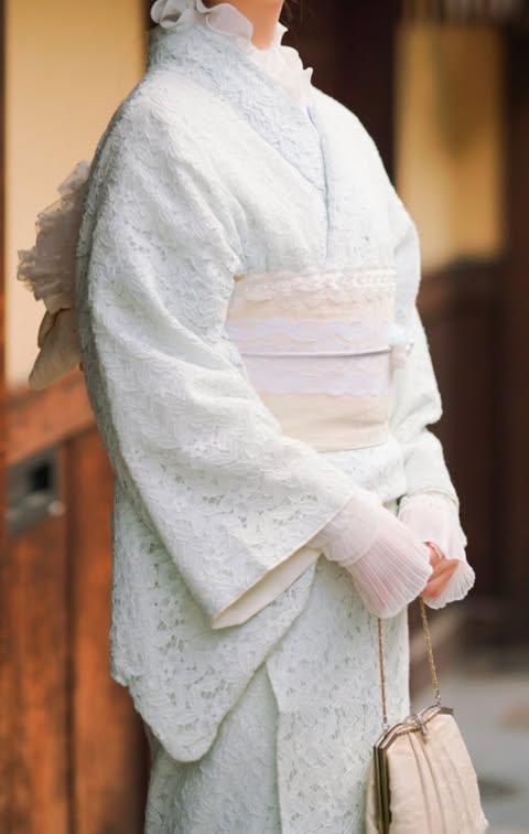 Lace kimono